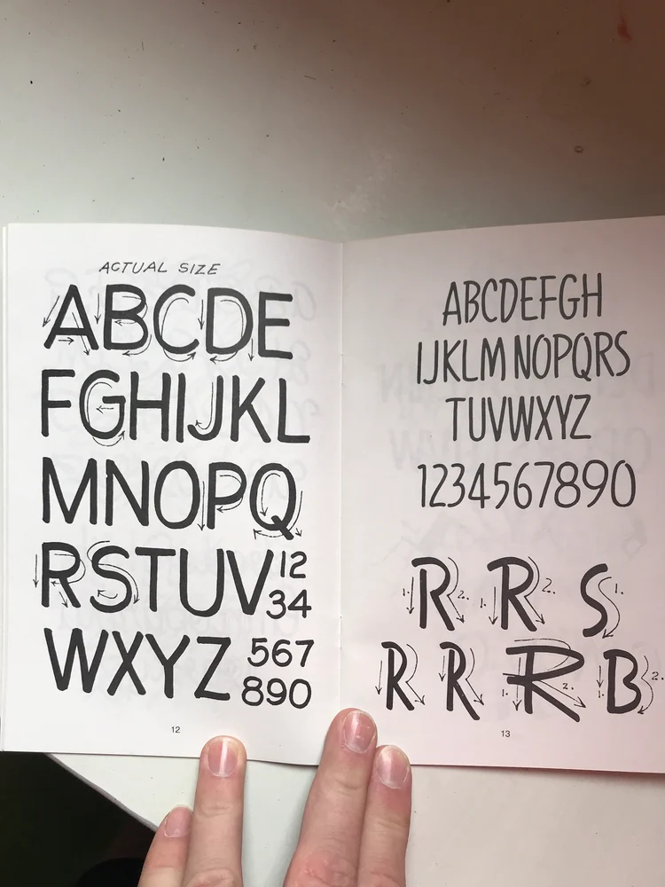 Book : Lettering with the Felt Tip Marker
